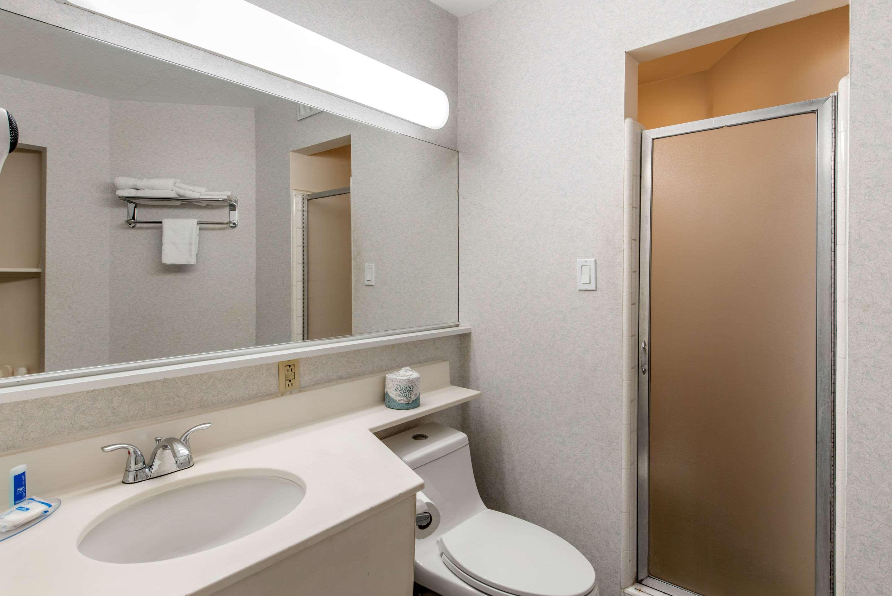 Abode Hotel Рединг Екстериор снимка