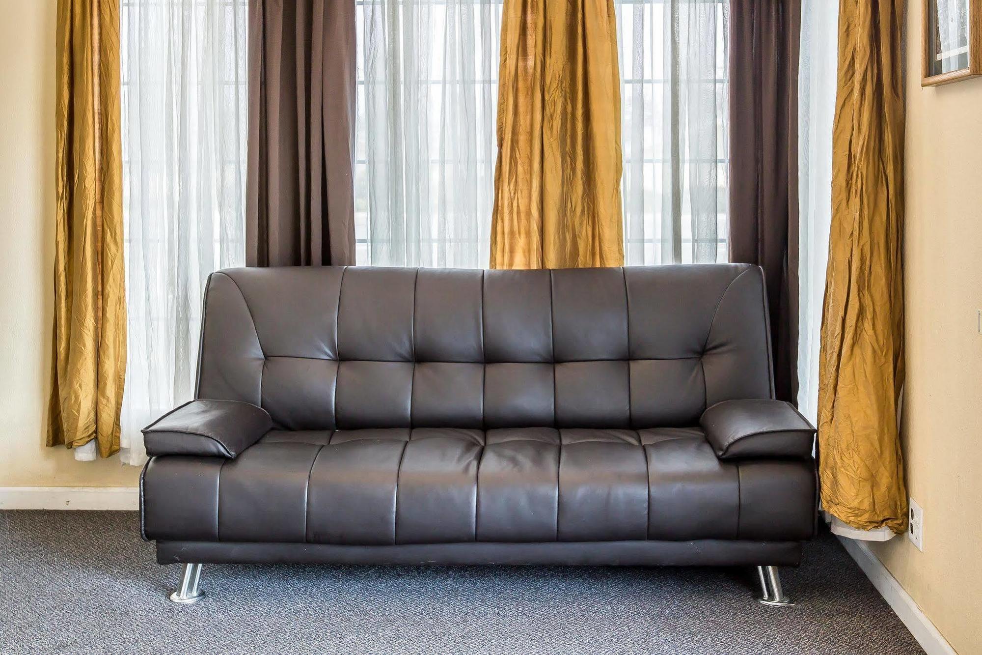 Abode Hotel Рединг Екстериор снимка